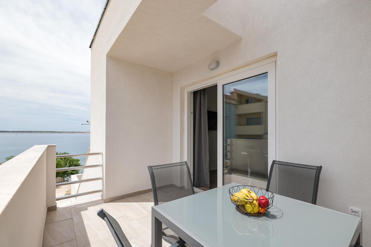 Beachfront Apartments Tic With Seaview Miletici Екстер'єр фото