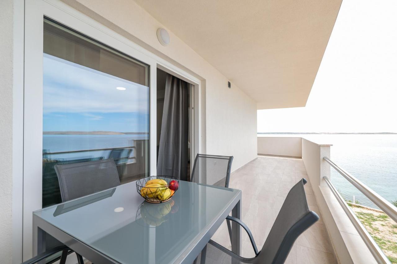 Beachfront Apartments Tic With Seaview Miletici Екстер'єр фото