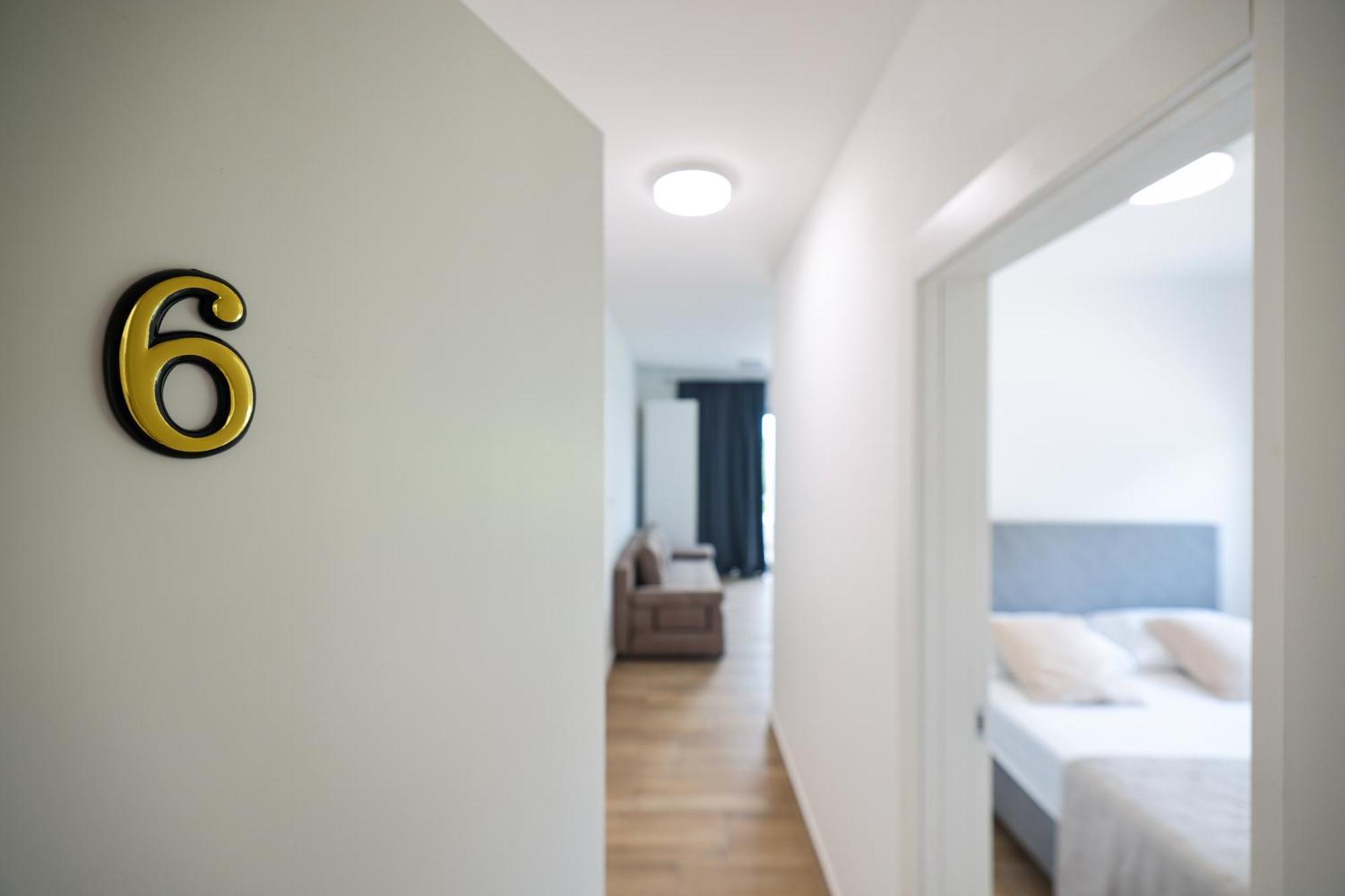 Beachfront Apartments Tic With Seaview Miletici Екстер'єр фото