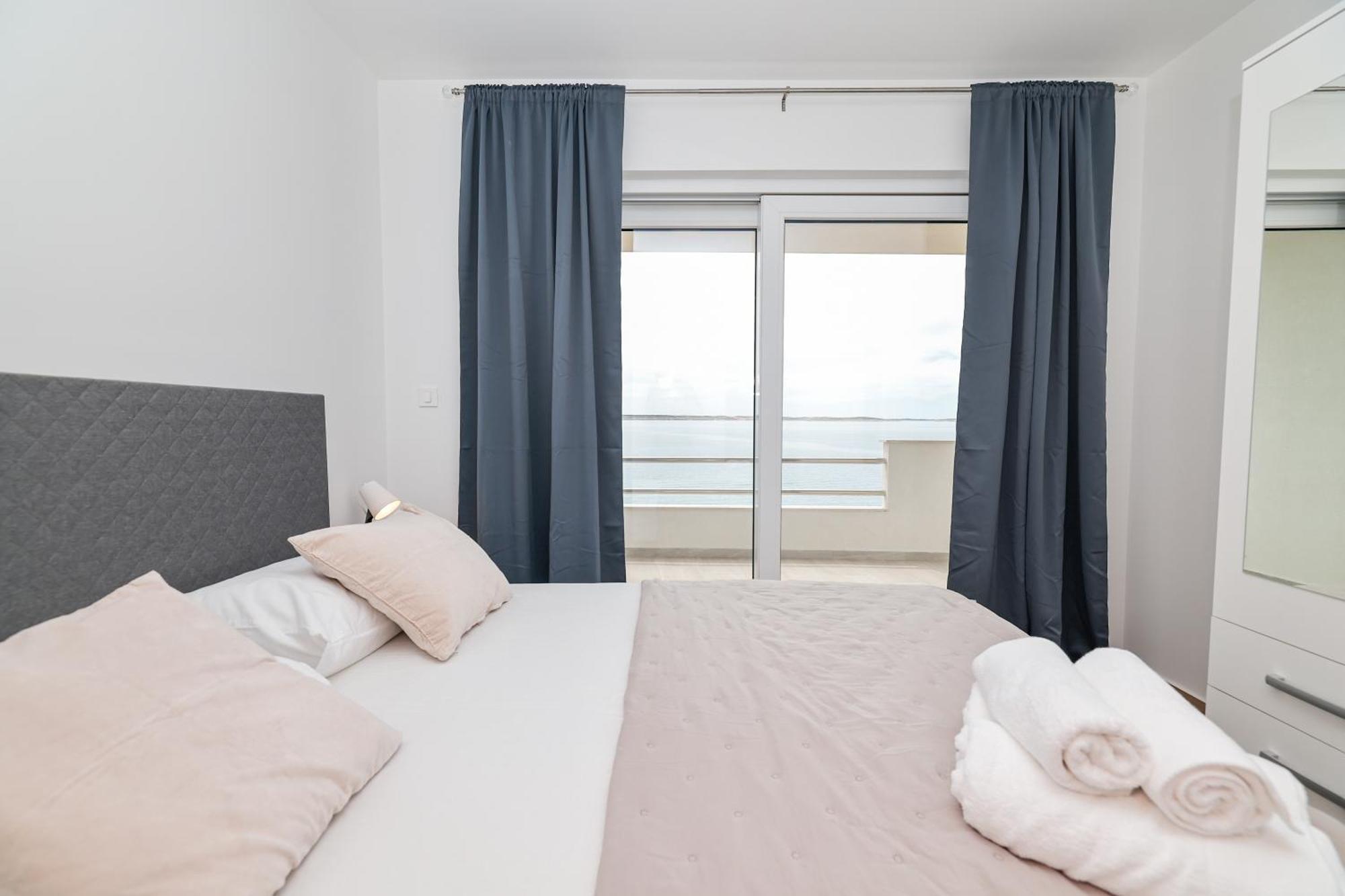 Beachfront Apartments Tic With Seaview Miletici Екстер'єр фото