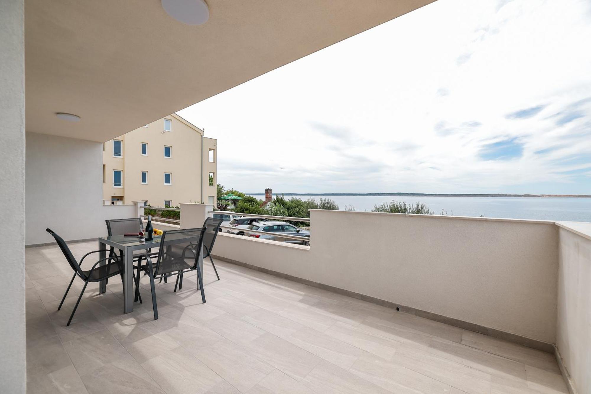 Beachfront Apartments Tic With Seaview Miletici Екстер'єр фото