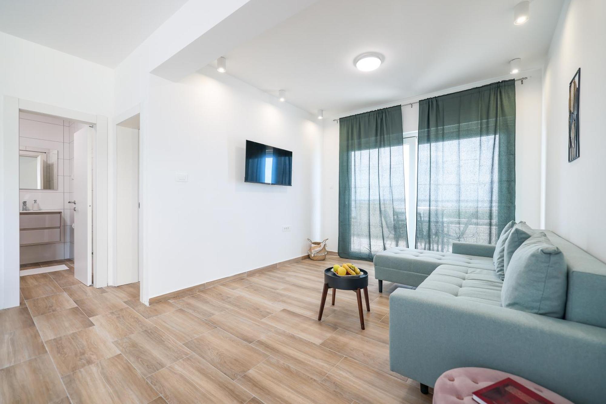 Beachfront Apartments Tic With Seaview Miletici Екстер'єр фото